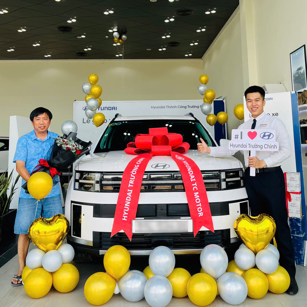 Bàn giao xe Hyundai Santafe 2025