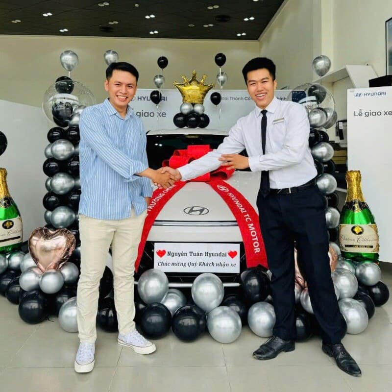 Bàn giao xe Hyundai Trường Chinh