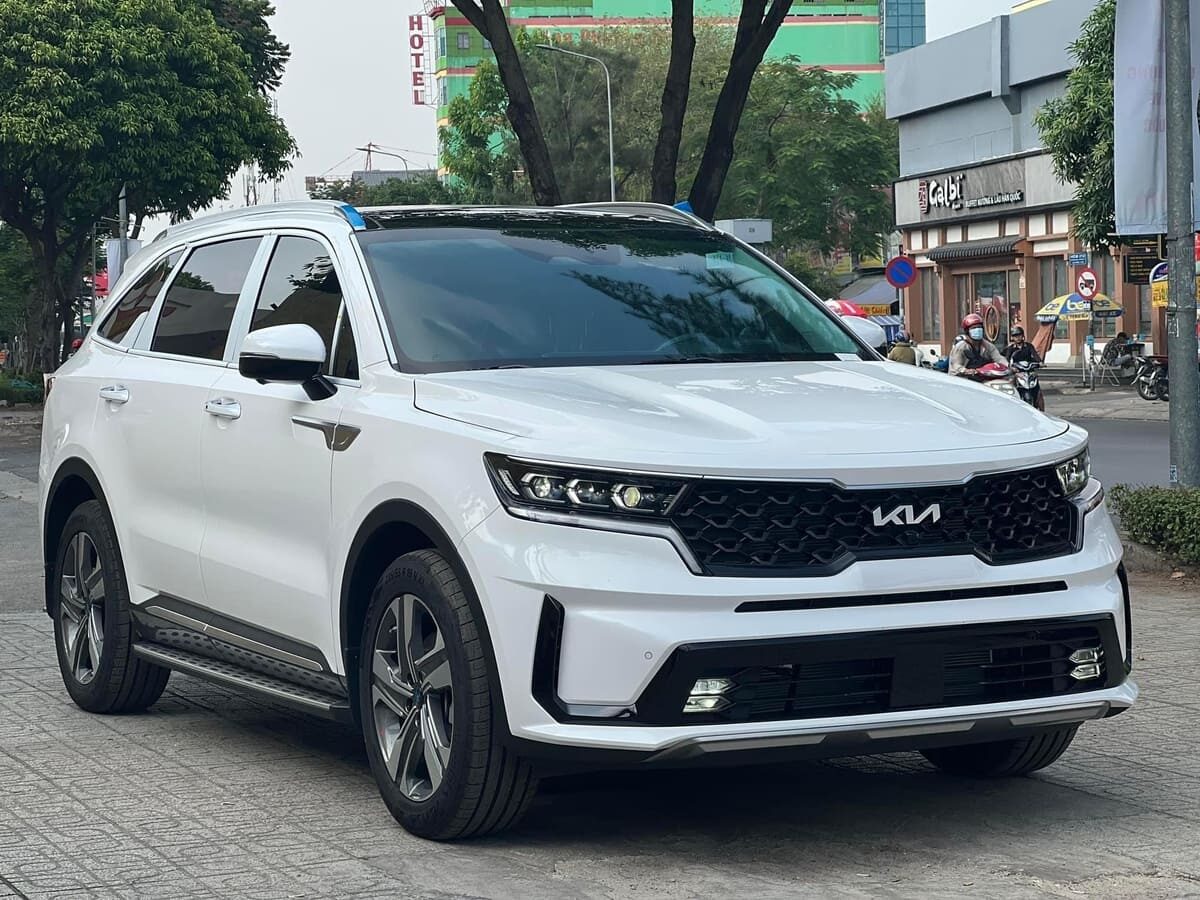 So sánh Hyundai Santafe 2025 và Kia Sorento 2025