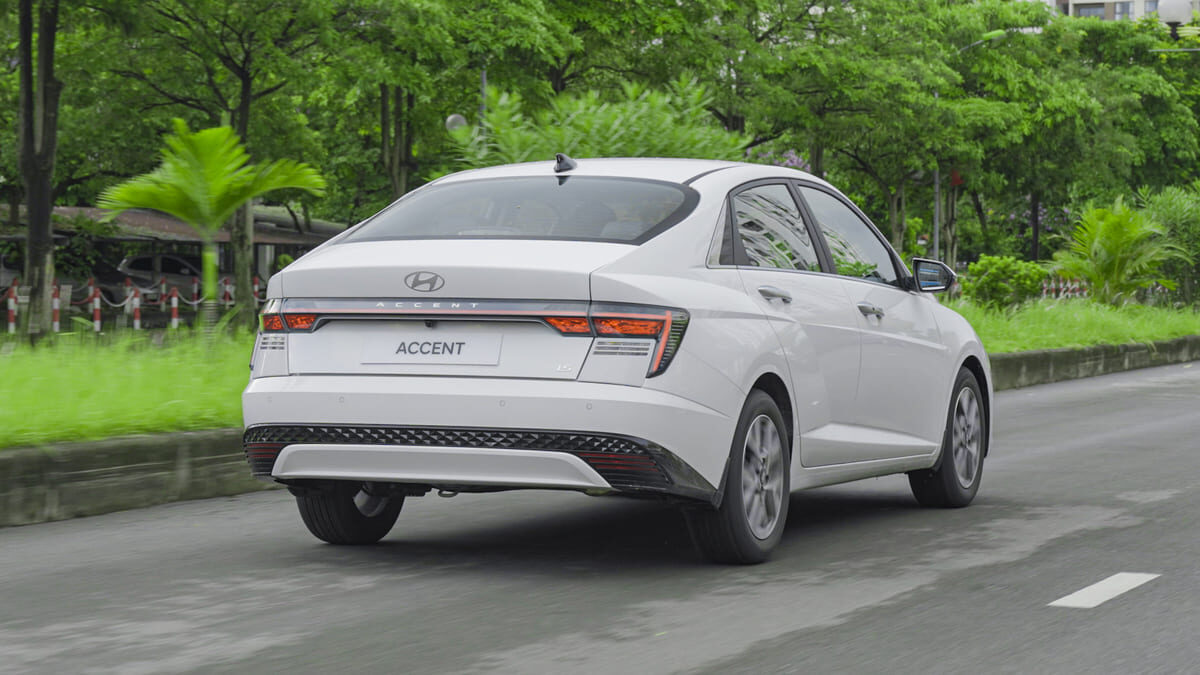 Hyundai Accent 2025 - Ngoại Thất Đuôi Xe