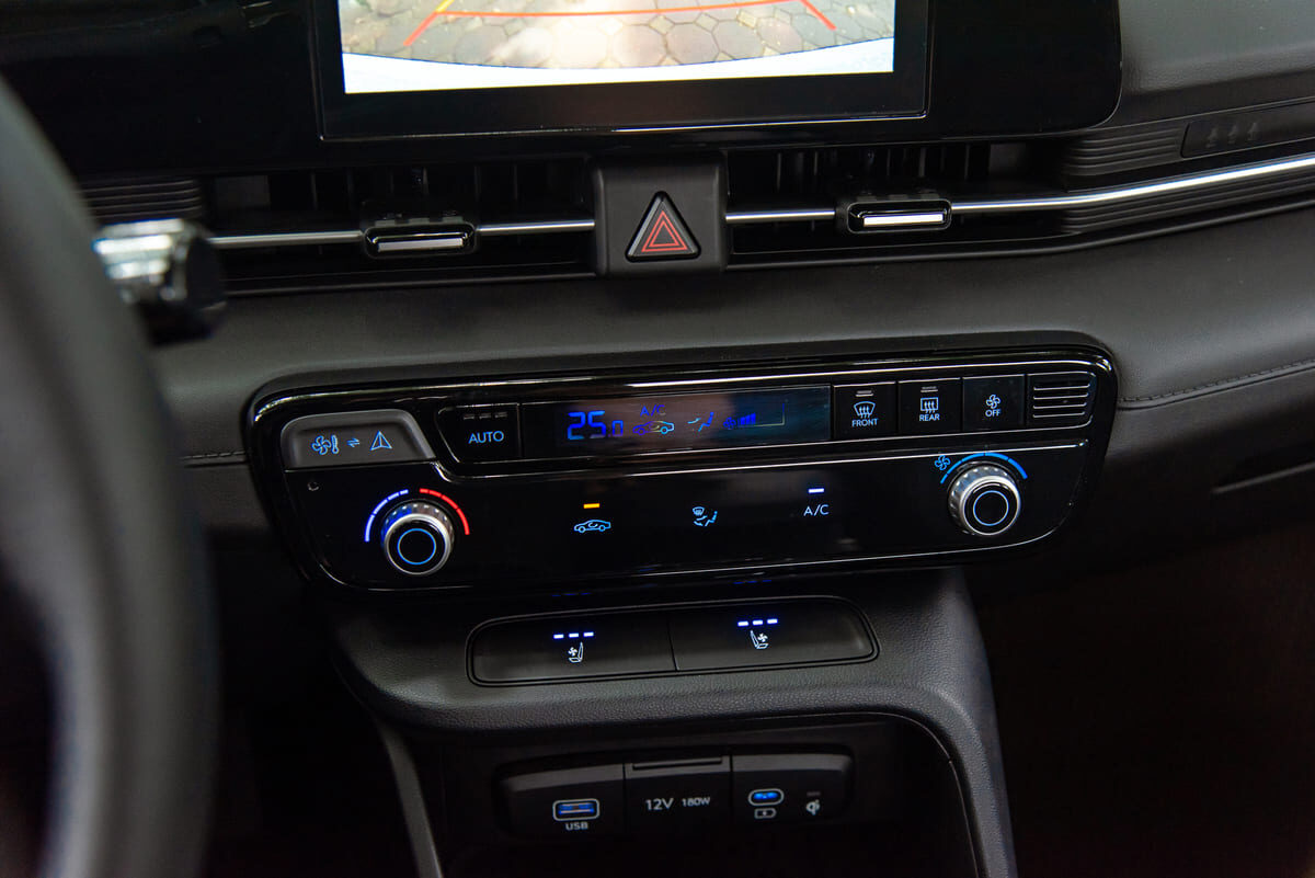 Hyundai Accent 2025 - Bảng Điều Khiển Điều Hòa