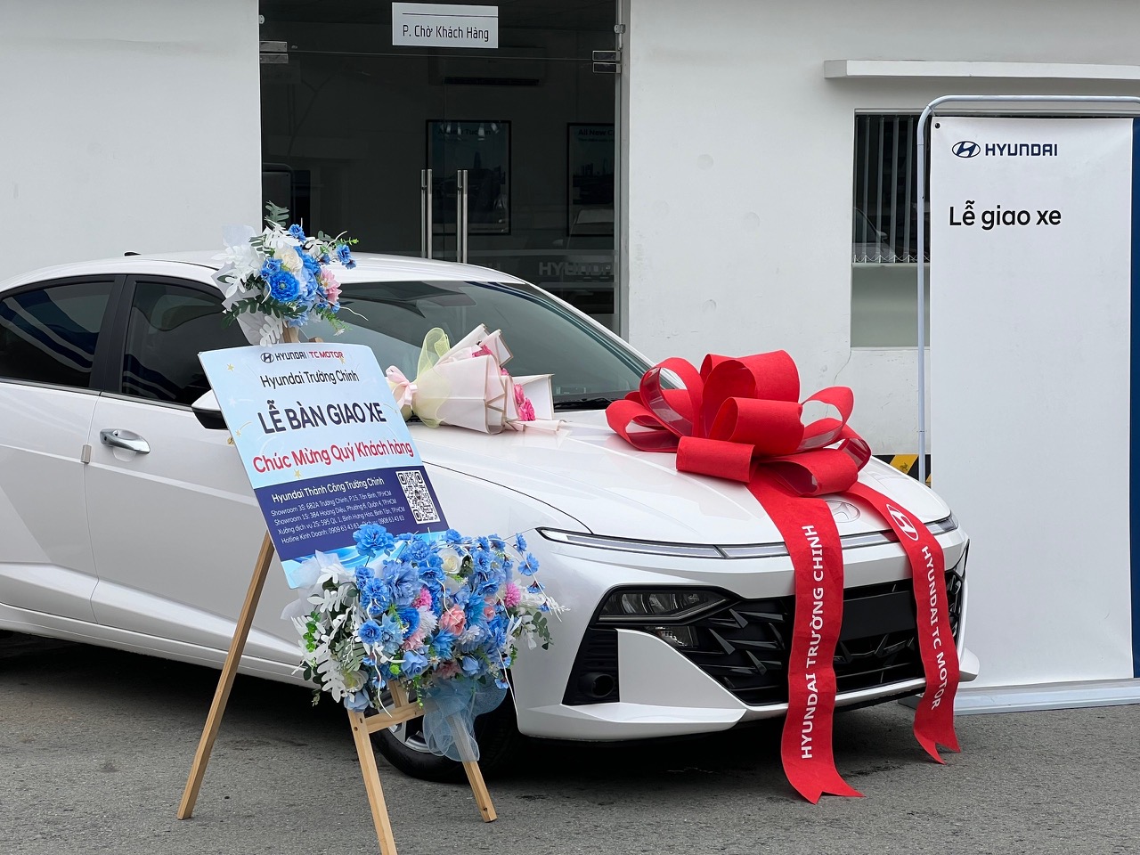 Hyundai Accent 2025 ngoại thật màu trắng
