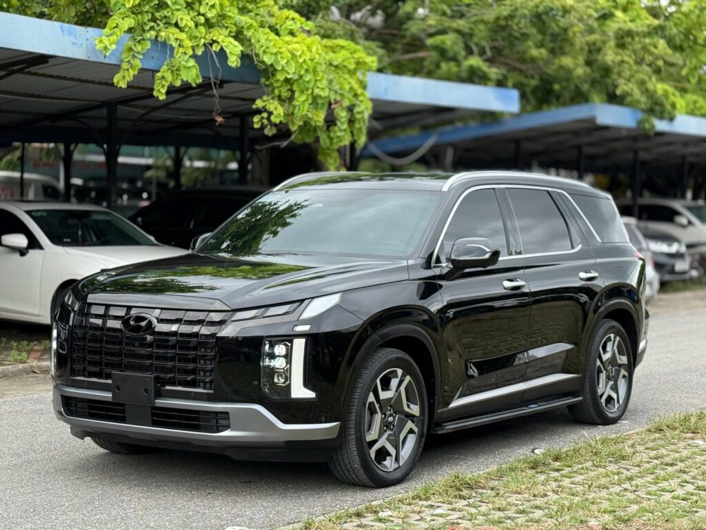 Hyundai Palisade 2.2D Prestige 6 ghế màu Đen.