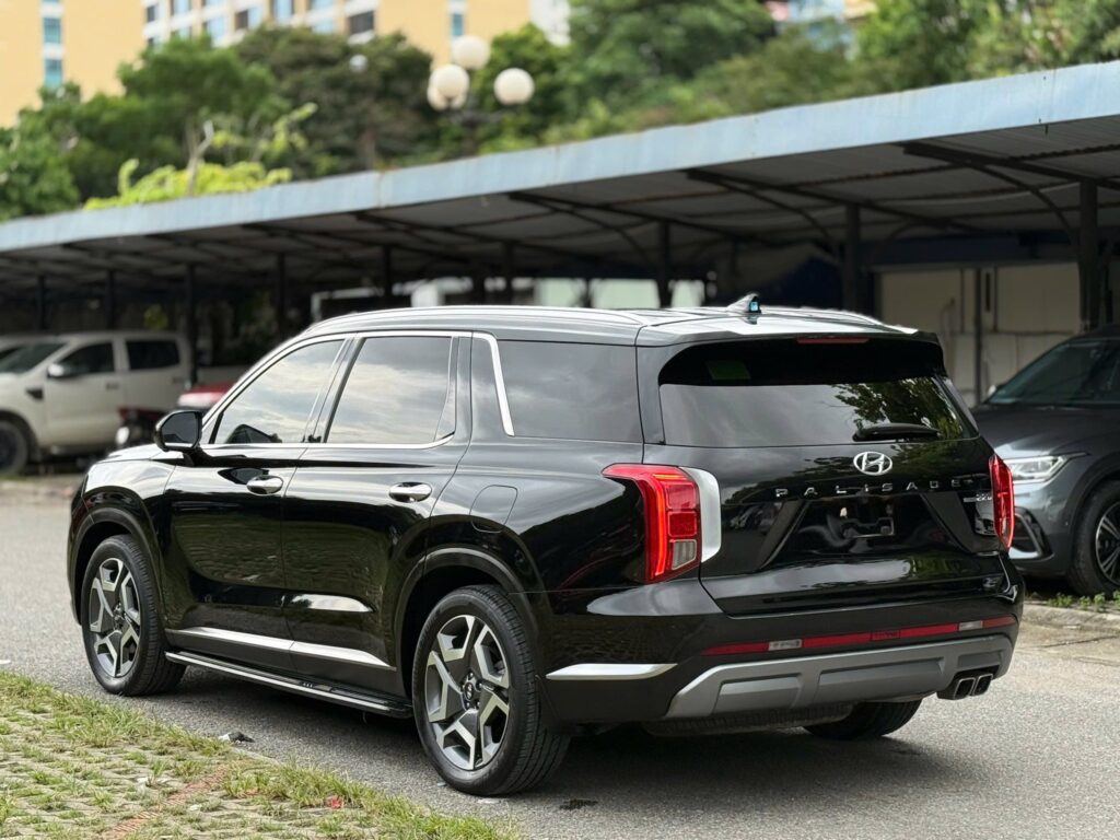 Hyundai Palisade 2.2D Prestige 6 ghế màu Đen.